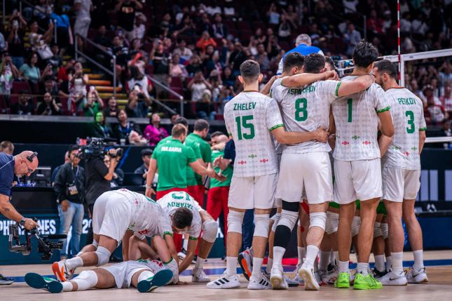 На Световното по волейбол България постига исторически успех, като спечели сребро след 55 години.