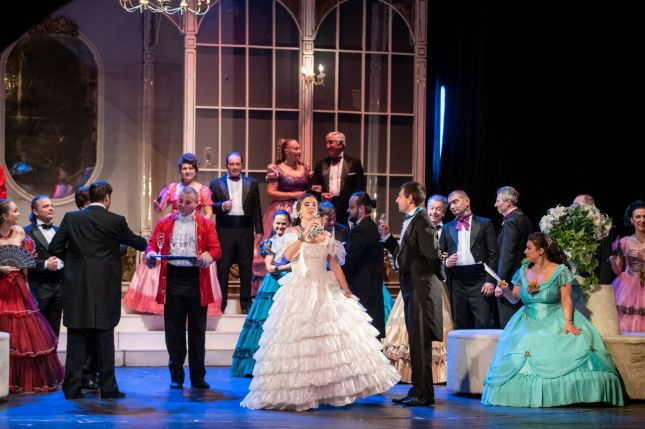 През октомври започва новият артистичен сезон на Операта във Варна със забележителна програма.