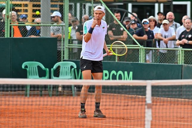 Пьотр Нестеров успешно стартира в квалификациите на „Чалънджър“ турнира в Гърция.